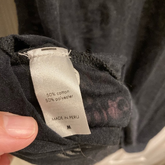 Lucy cotton blend sheer floral black long sleeve top. Excellent. Size medium. - Picture 4 of 8